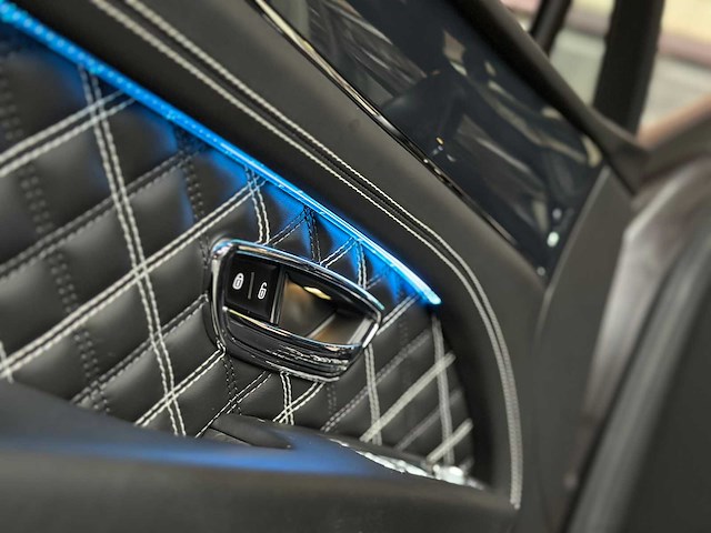 Bentley bentayga 4.0 v8 first-edition 550pk 2021 - afbeelding 52 van  104