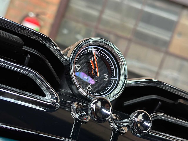 Bentley bentayga 4.0 v8 first-edition 550pk 2021 - afbeelding 38 van  104