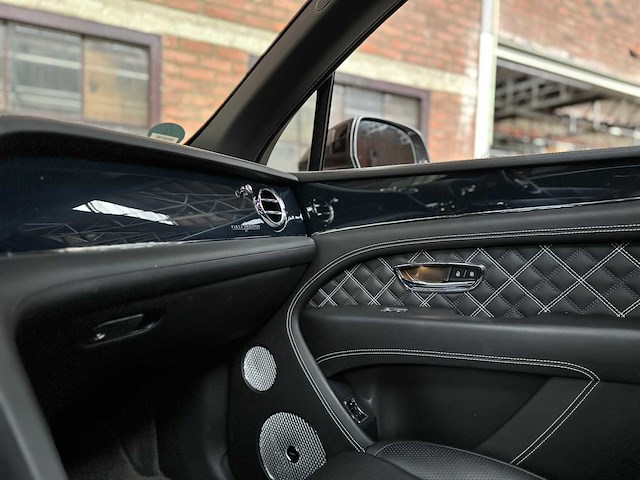 Bentley bentayga 4.0 v8 first-edition 550pk 2021 - afbeelding 44 van  104