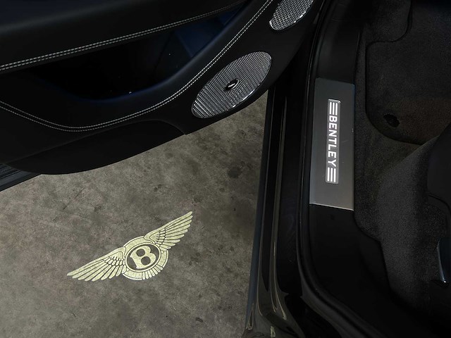 Bentley bentayga 4.0 v8 first-edition 550pk 2021 - afbeelding 66 van  104