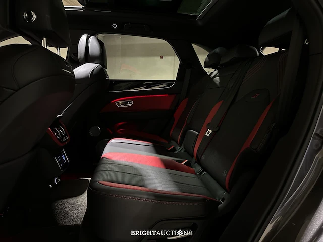 Bentley bentayga 4.0 v8 s 549pk 2022 (origineel-nl), p-719-vf - afbeelding 79 van  92