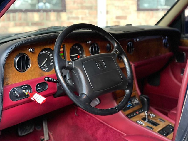 Bentley brooklands 6.75 v8 245pk 1996 -youngtimer- - afbeelding 17 van  37
