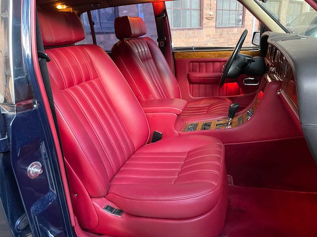 Bentley brooklands 6.75 v8 245pk 1996 -youngtimer- - afbeelding 27 van  37