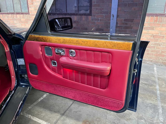 Bentley brooklands 6.75 v8 245pk 1996 -youngtimer- - afbeelding 17 van  28