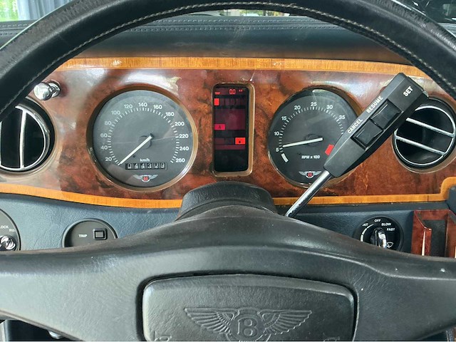 Bentley continental convertible | 6.75 v8 | 1990 | youngtimer | 218 pk | 45.000 km | marge auto - afbeelding 11 van  19