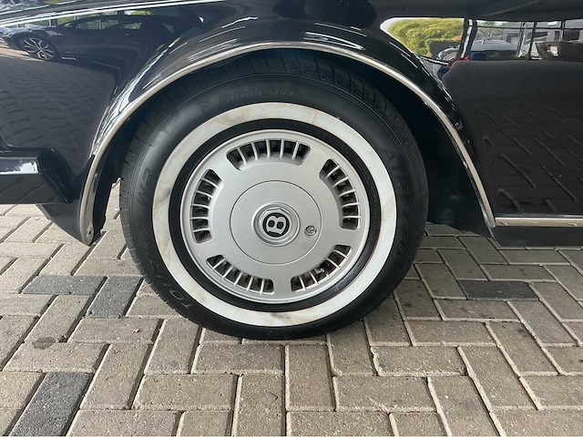 Bentley continental cornice 6.75 v8 128pk 1990 youngtimer 45.000km - afbeelding 14 van  44