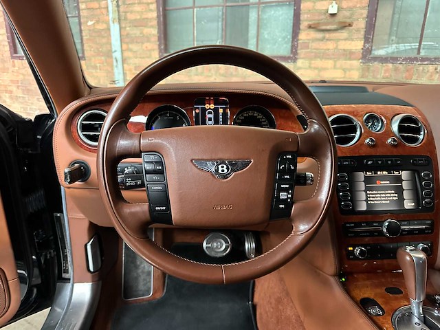 Bentley continental flying spur 6.0 w12 525pk 2010 youngtimer (81.000 km) - afbeelding 9 van  44