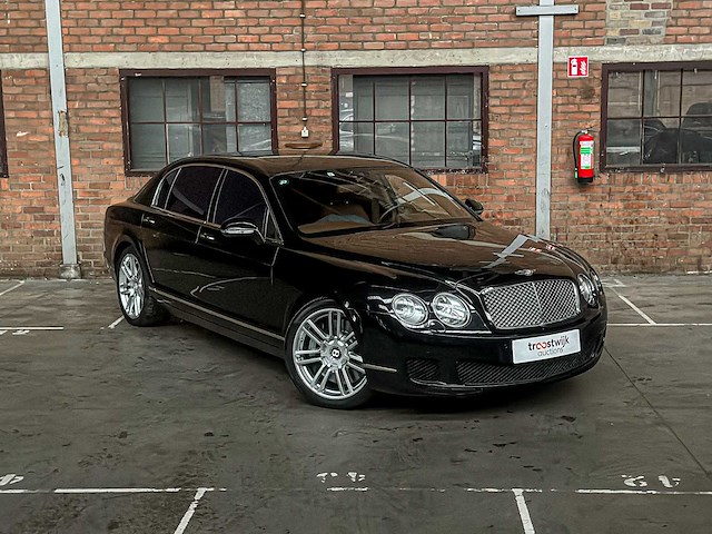 Bentley continental flying spur 6.0 w12 525pk 2010 youngtimer (81.000 km) - afbeelding 41 van  44