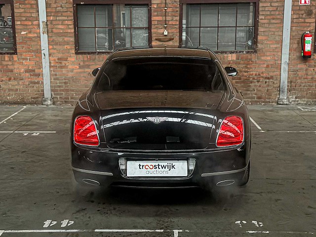 Bentley continental flying spur 6.0 w12 525pk 2010 youngtimer (81.000 km) - afbeelding 4 van  44