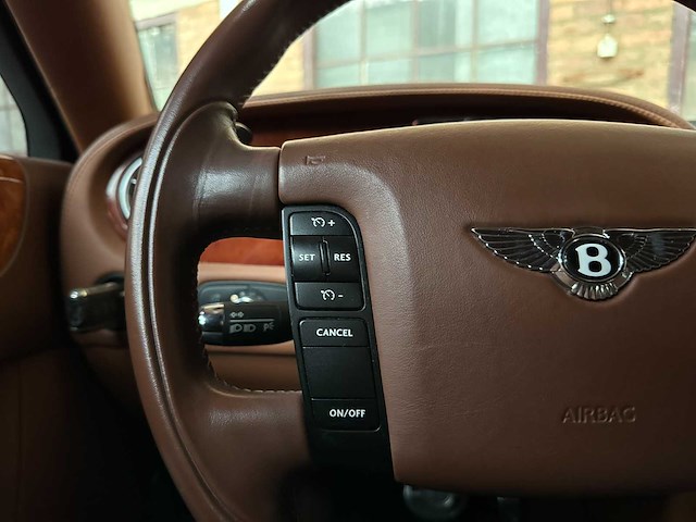 Bentley continental flying spur 6.0 w12 525pk 2010 youngtimer (81.000 km) - afbeelding 14 van  44