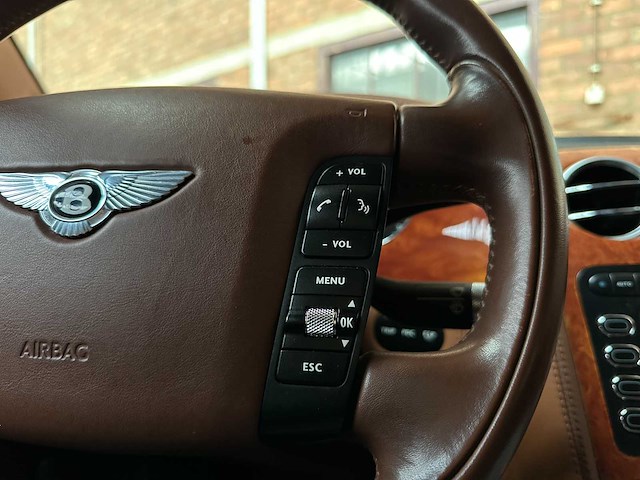Bentley continental flying spur 6.0 w12 525pk 2010 youngtimer (81.000 km) - afbeelding 15 van  44