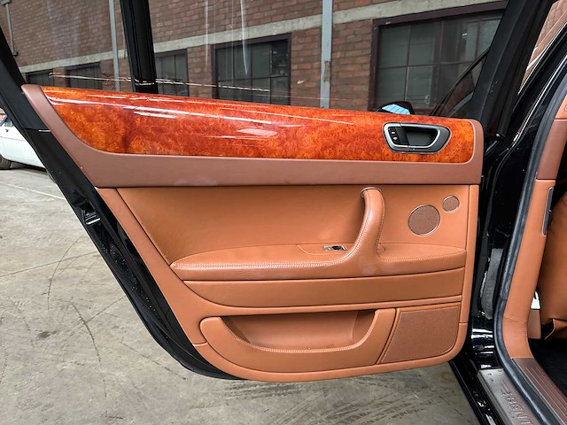 Bentley continental flying spur 6.0 w12 525pk 2010 youngtimer (81.000 km) - afbeelding 25 van  44