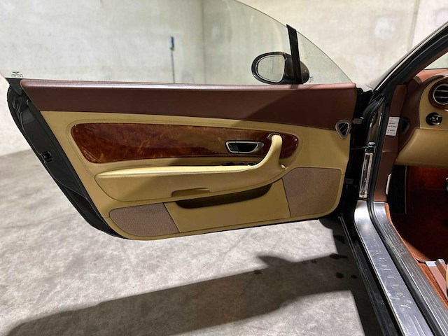 Bentley continental gt 6.0 w12 560pk 2006, p-579-ks - afbeelding 17 van  26