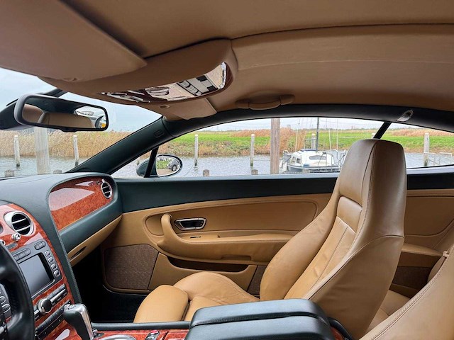 Bentley continental gt 6.0 w12 561pk 98-zb-zk - afbeelding 31 van  46