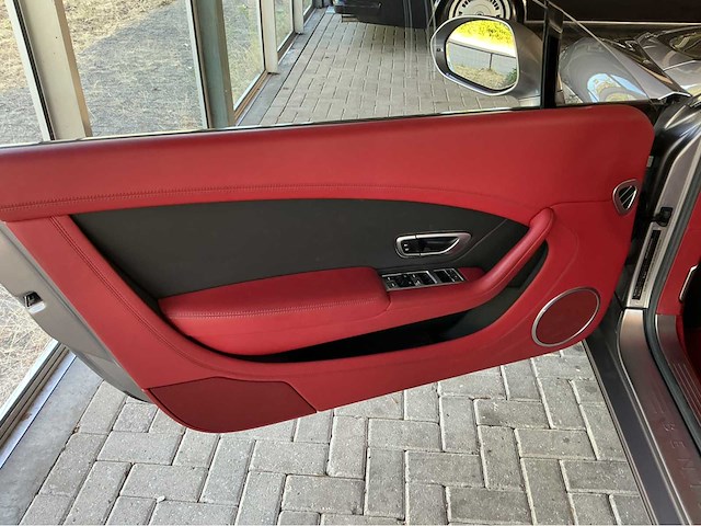 Bentley continental gt v8 coupé | 4.0 v8 biturbo | 2015 | 507 pk | awd | 8-traps automaat | 21 inch | 40.000 km | btw auto - afbeelding 29 van  42