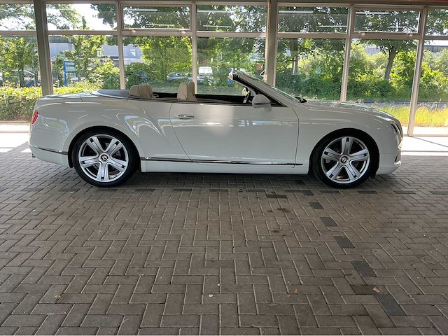 Bentley continental gtc 4.0 v8 2013 - afbeelding 32 van  35
