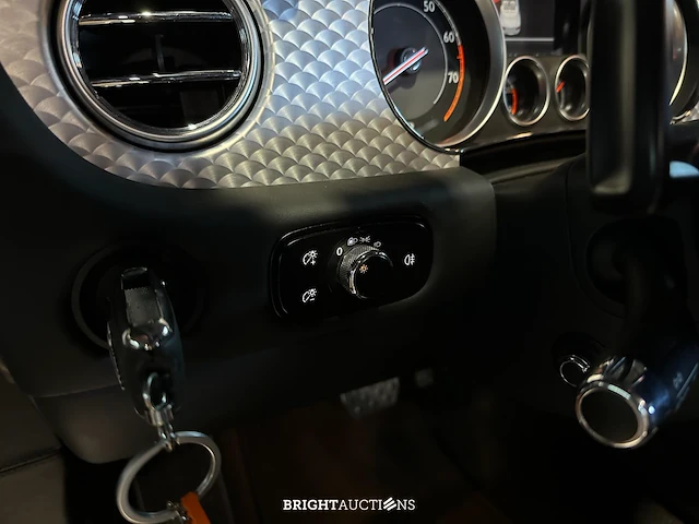 Bentley continental gtc 4.0 v8 507pk 2012 (origineel-nl), 53-xrx-5 - afbeelding 18 van  57