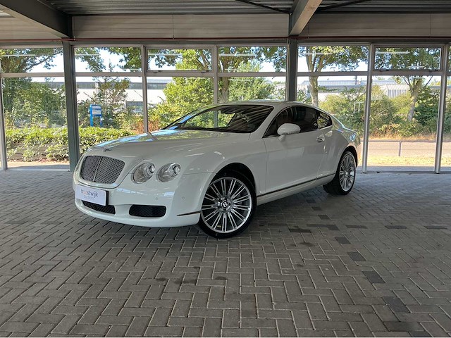 Bentley w12 6.0 | 2009 | 552 pk | ultieme britse luxe & performance btw auto - afbeelding 1 van  24