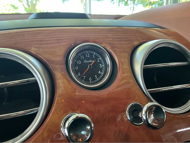 Bentley w12 6.0 | 2009 | 552 pk | ultieme britse luxe & performance btw auto - afbeelding 16 van  24