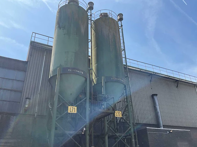 Bentonite en zilverzand - silo - afbeelding 3 van  8