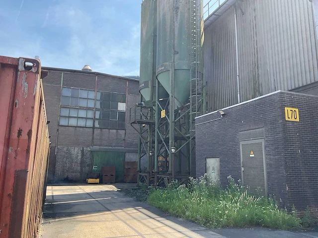 Bentonite en zilverzand - silo - afbeelding 7 van  8