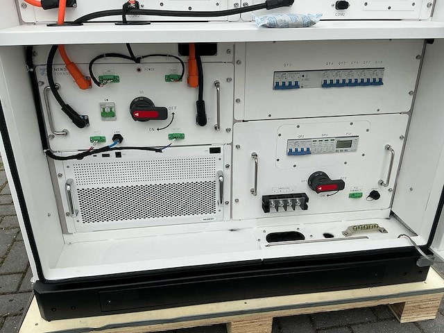 Beny 2025 byhv-230sac 230kwh batterijopslag - afbeelding 8 van  24