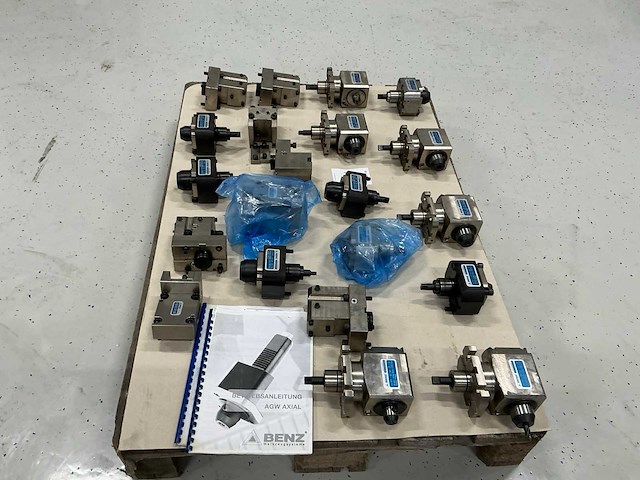 Benz bmt 40 aangedreven gereedschappen 13 stuks, 7 beitelhouders - afbeelding 3 van  6