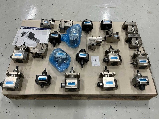 Benz bmt 40 aangedreven gereedschappen 13 stuks, 7 beitelhouders - afbeelding 4 van  6