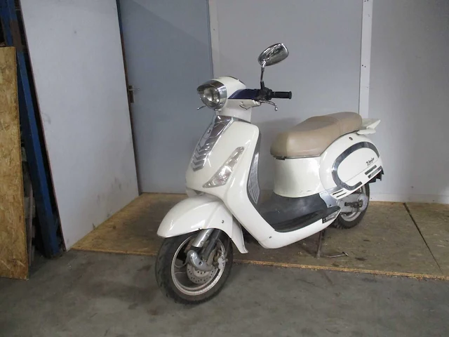 Benzhou yiying - snorscooter - capri 50 venice - scooter - afbeelding 4 van  11