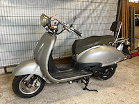 Benzhou yiying - snorscooter - sixties / retro - motorfiets - afbeelding 1 van  9