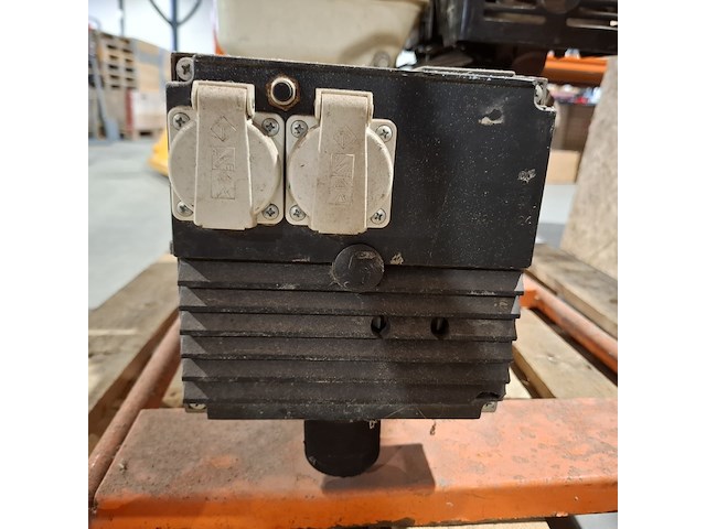 Benzine aggregaat 4.2 kva, honda - afbeelding 2 van  10