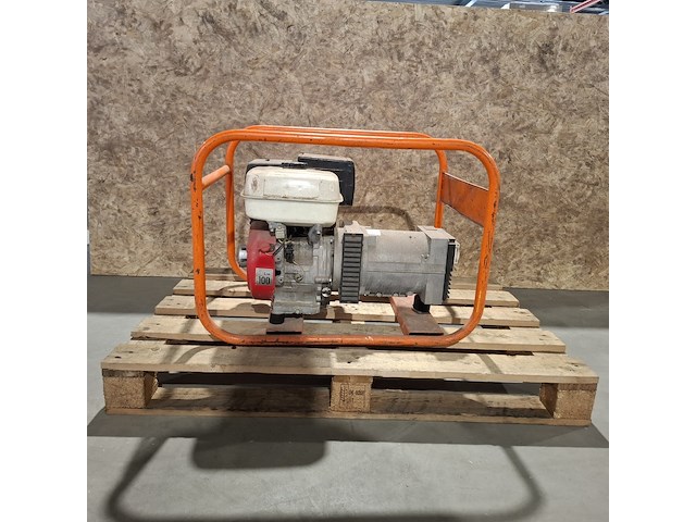 Benzine aggregaat 4.2 kva, honda - afbeelding 1 van  10