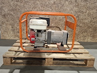 Benzine aggregaat 4.2 kva, honda