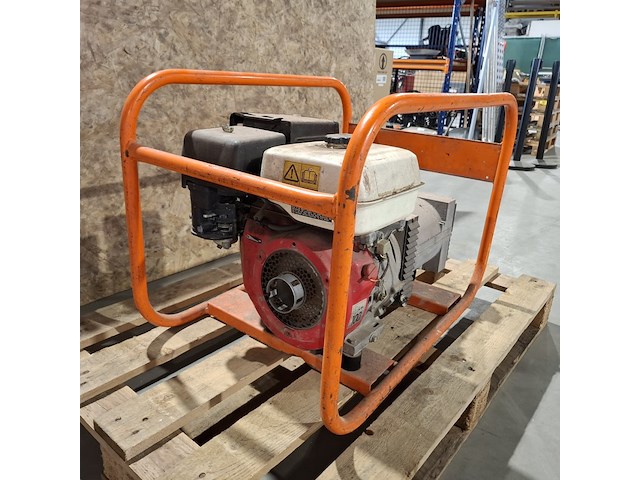 Benzine aggregaat 4.2 kva, honda - afbeelding 4 van  10