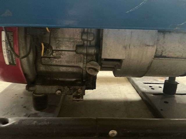 Benzine aggregaat - afbeelding 9 van  9