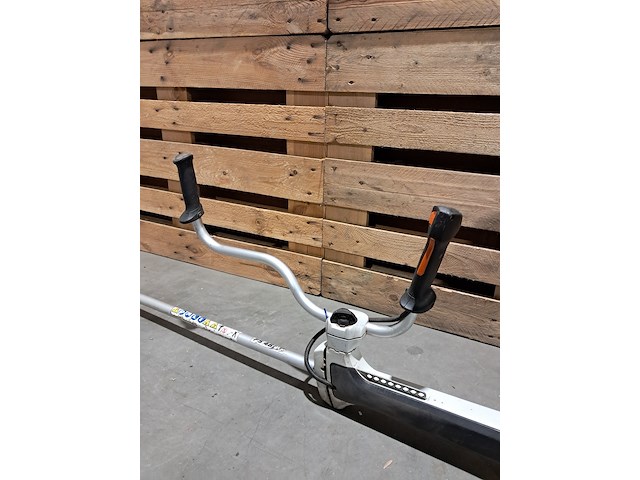 Benzine bosmaaier & accu kettingzaag, stihl & husqvarna - afbeelding 13 van  18