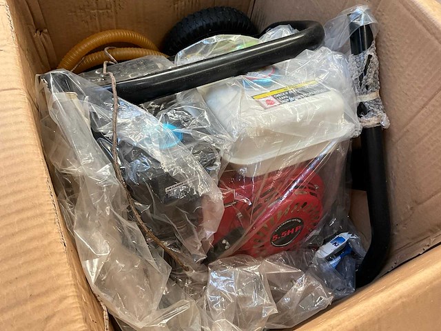 Benzine hogedrukreiniger - afbeelding 4 van  4