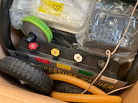 Benzine hogedrukreiniger - afbeelding 2 van  2