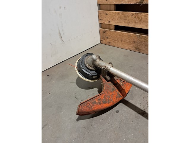 Benzine hoogsnoeier & bosmaaier, stihl - afbeelding 11 van  15