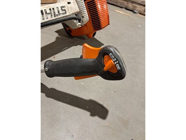 Benzine hoogsnoeier & bosmaaier, stihl - afbeelding 13 van  15