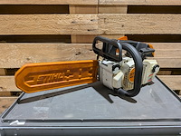 Benzine kettingzaag, stihl, ms 200t, 2002, incl. kunststof stapelbak - afbeelding 2 van  8