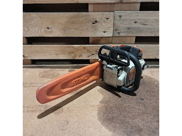 Benzine kettingzaag, stihl, ms 200t, 2008, incl. 4x stokheggenschaar - afbeelding 9 van  16