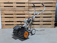 Benzine multimotor, stihl, mm55, met 3x rolbezem - afbeelding 1 van  10