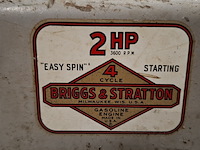Benzinemotor 2hp, briggs & stratton - afbeelding 3 van  8