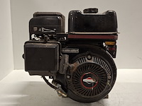 Benzinemotor , briggs & stratton , model 38432, type 016401 - afbeelding 1 van  9