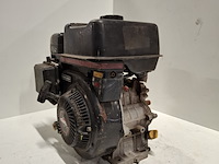 Benzinemotor , briggs & stratton , model 38432, type 016401 - afbeelding 3 van  9