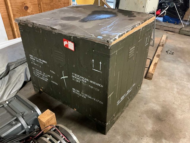 Benzinemotor unimog “6 cilinder” (ongebruikt) - afbeelding 2 van  13