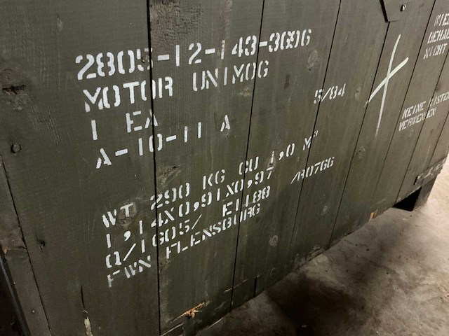 Benzinemotor unimog “6 cilinder” (ongebruikt) - afbeelding 4 van  13