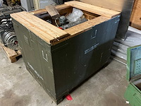 Benzinemotor unimog “6 cilinder” (ongebruikt) - afbeelding 1 van  13