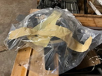 Benzinemotor unimog “6 cilinder” (ongebruikt) - afbeelding 8 van  13